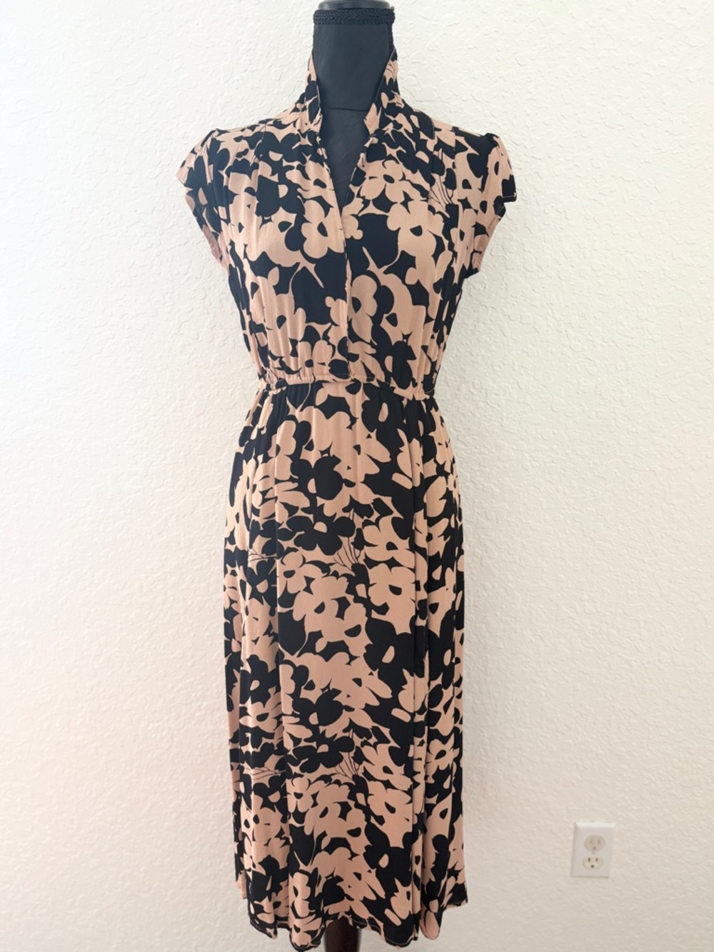 Urban Outfitters Disty Floral Midi Shirt Dress Size S Black/Peach